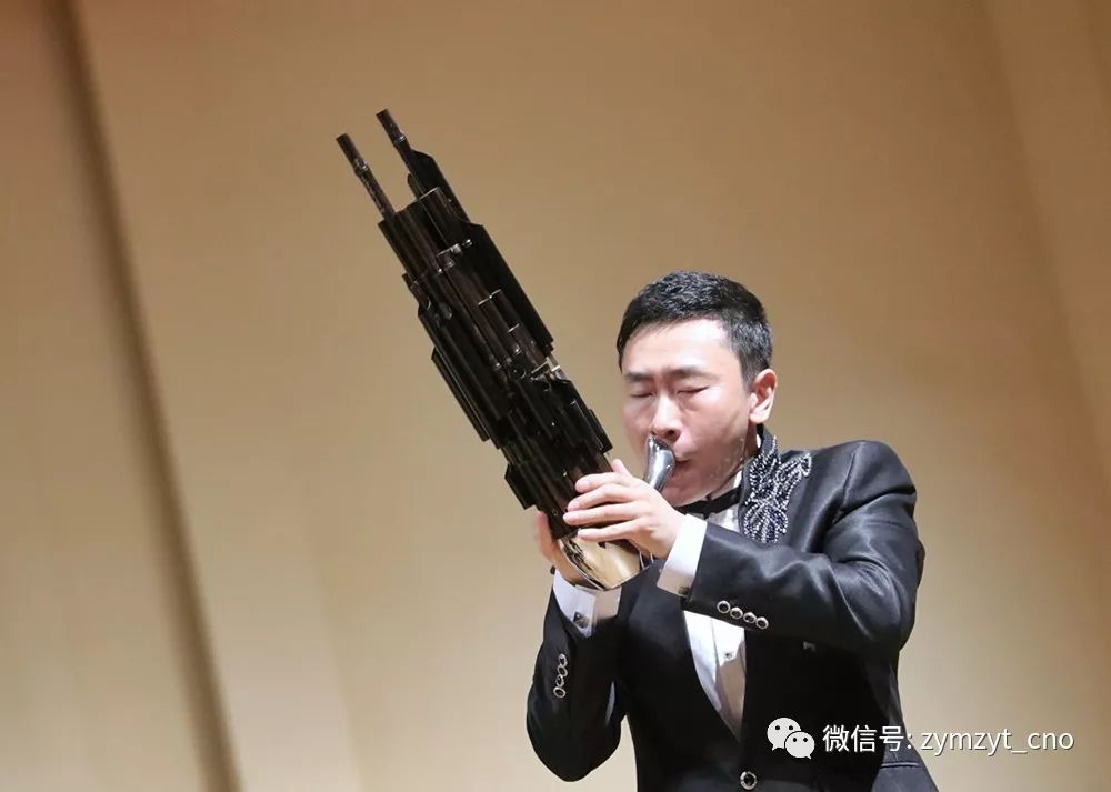 中央民族乐团笙声部首席吴学伟的《晋调(阎海登曲)